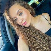 Profesora de refuerzo en matemáticas, catalán, castellano e inglés para alumnos de primaria y secundaria.